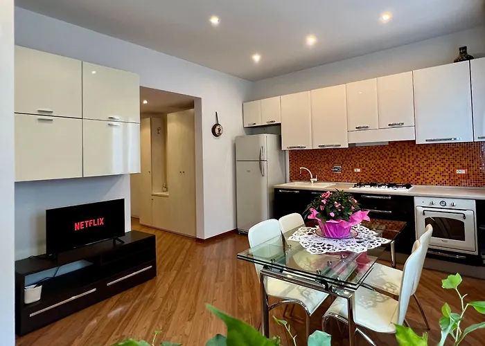 Charming Apartment Near Saragozza Bologna